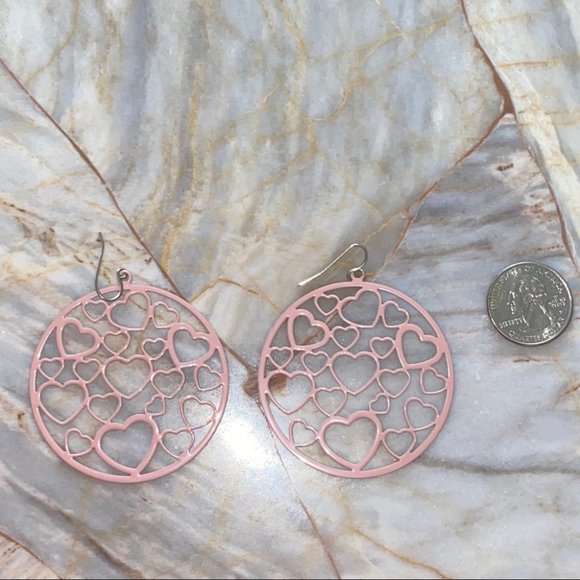 Beautiful Round Hoop Heart Earrings Light Pink - Picture 3 of 4